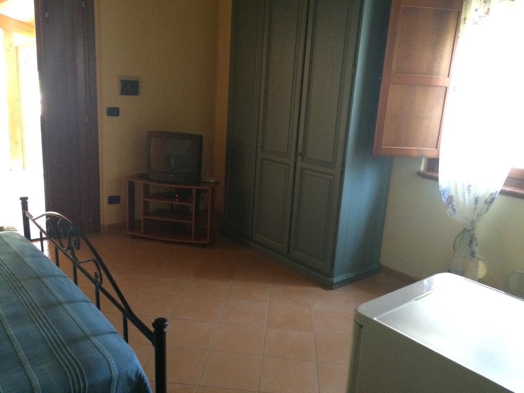 Societa Agricola Mg Florplant Villa Francavilla Marittima Værelse billede